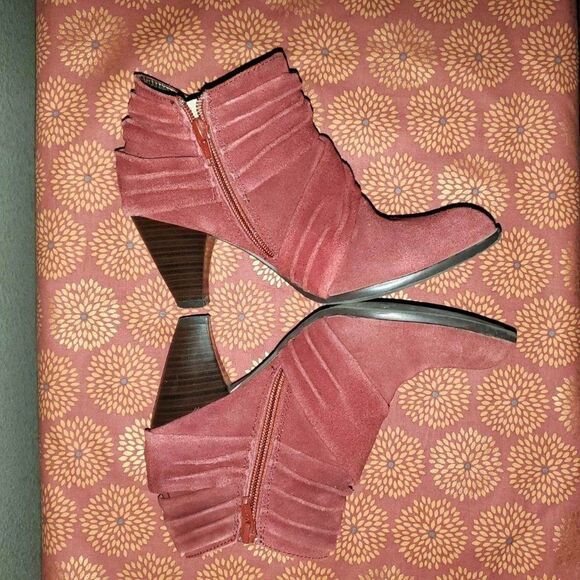 Andrew Geller Womens Shoes Red 8M Suede Fabry Ankle  Booties - Picture 7 of 10